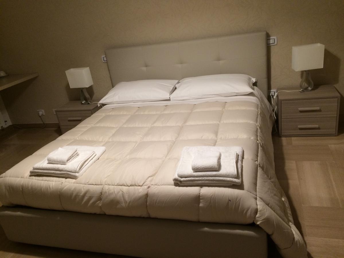 Casa Grace 2 Bed & Breakfast Bari Luaran gambar